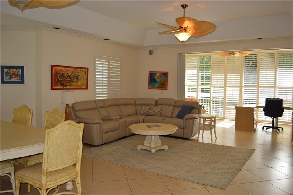 3b9ed9c6-b8c5-4941-91dc-f6b92ee0c4fe 3608 54TH DR W #J203,BRADENTON,34210